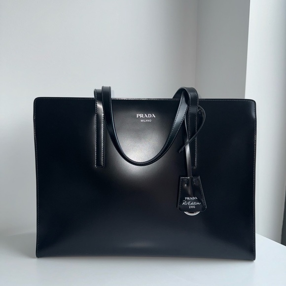 NEW Prada Large Spazzolato Re-Edition 1995 Large Tote - Picture 3 of 11